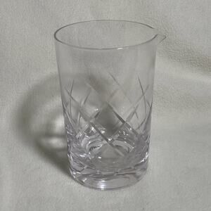 Diamond Cut Mixing Beaker 20-1/2 Oz